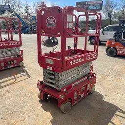 2017 MEC 1330SE Scissor Lift