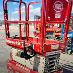 2018 MEC MICRO 19 Scissor Lift