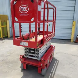 2017 MEC 1330SE Scissor Lift